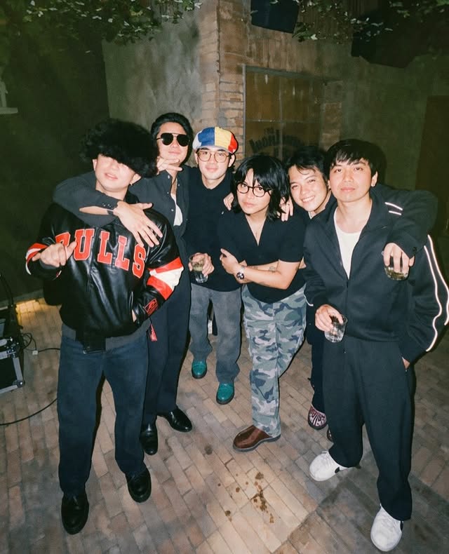 djfordeverFC's tweet image. Deji with his OG friends brother 💖🔥

Pagkakaibigang hanggang Dulo 🫶🔥

#DanielPadilla
#friendshipgoals