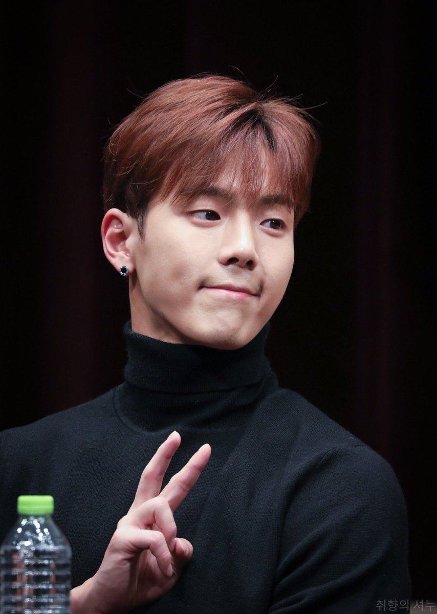 진짜 거의 매일 하고 다니던
>>불가리 스터드<< 셔누 타래