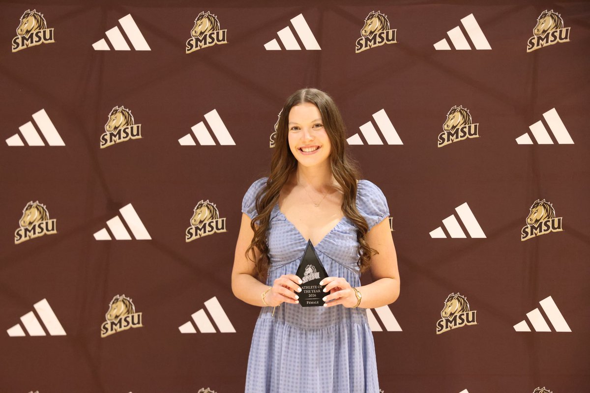 SMSUVolleyball's tweet photo. Congrats to Leah Jones on being named Female Athlete of the Year! So well deserved! 🐴🤎 https://t.co/yAzhNzT8xU