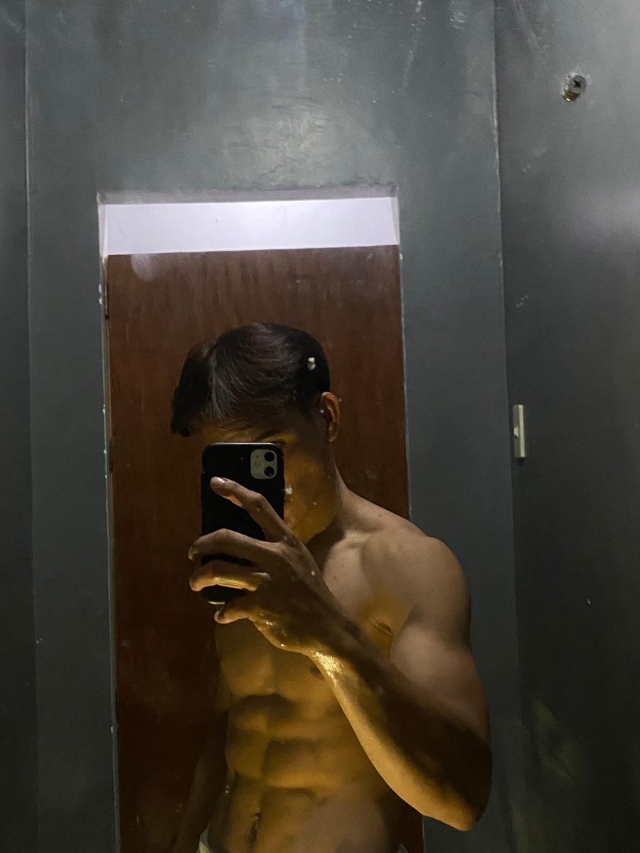 burmesebarberofficialx🇲🇲 tweet media