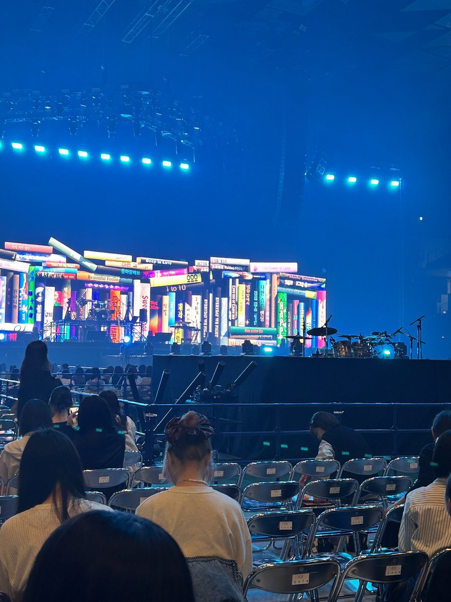 Sally_kk1998's tweet photo. #day6 #thedecade_tokyo https://t.co/xF4gAMNO7d