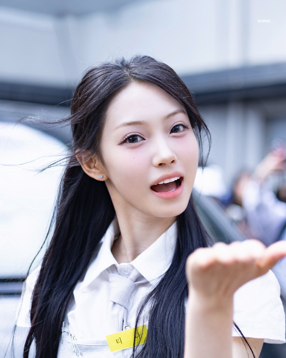 𝓷𝓪𝓷𝓪 tweet media