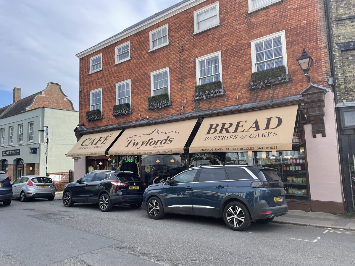 CooksBlinds's tweet photo. A smart upgrade for Twyfords Beccles! ☕ 
Our team carefully took out &amp; removed the existing roller barrels &amp; covers, before supplying &amp; fitting new acrylic covers in Toast 8891 for their traditional pull-down shop awning.  #ShopAwning #ShopFront #Awnings #Norfolk #Twyfords https://t.co/J5R88wIozR
