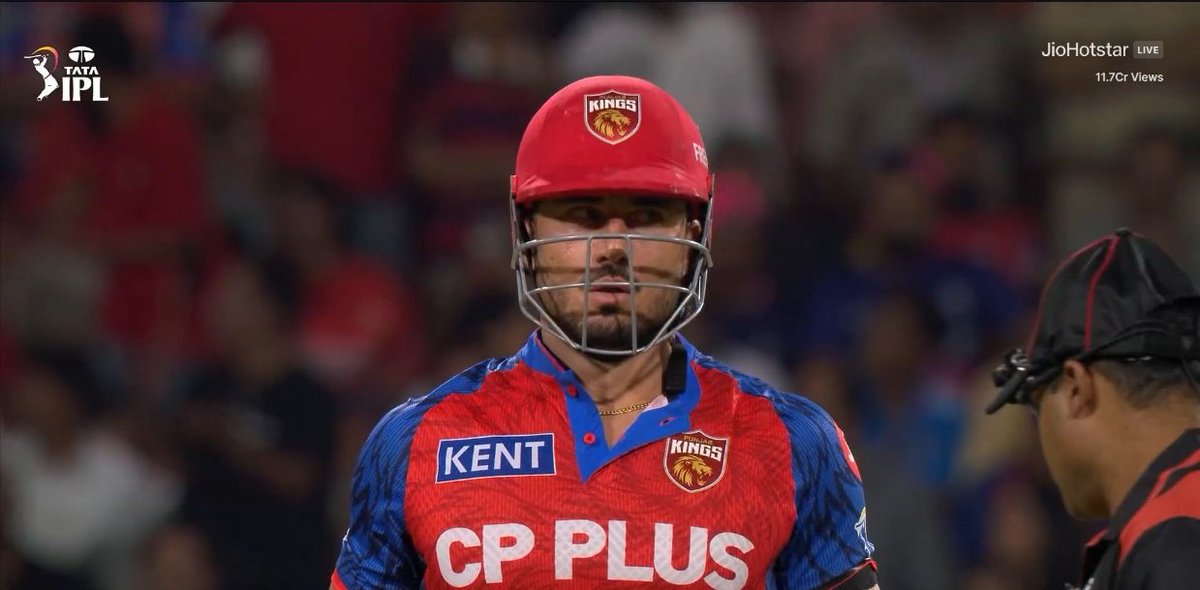 CricCrazyJohns's tweet photo. THE HULK IS HERE 🥶

- Fifty from just 20 balls, What a knock under pressure when it was tough for PBKS in the middle phase. https://t.co/6m0uXoIACj
