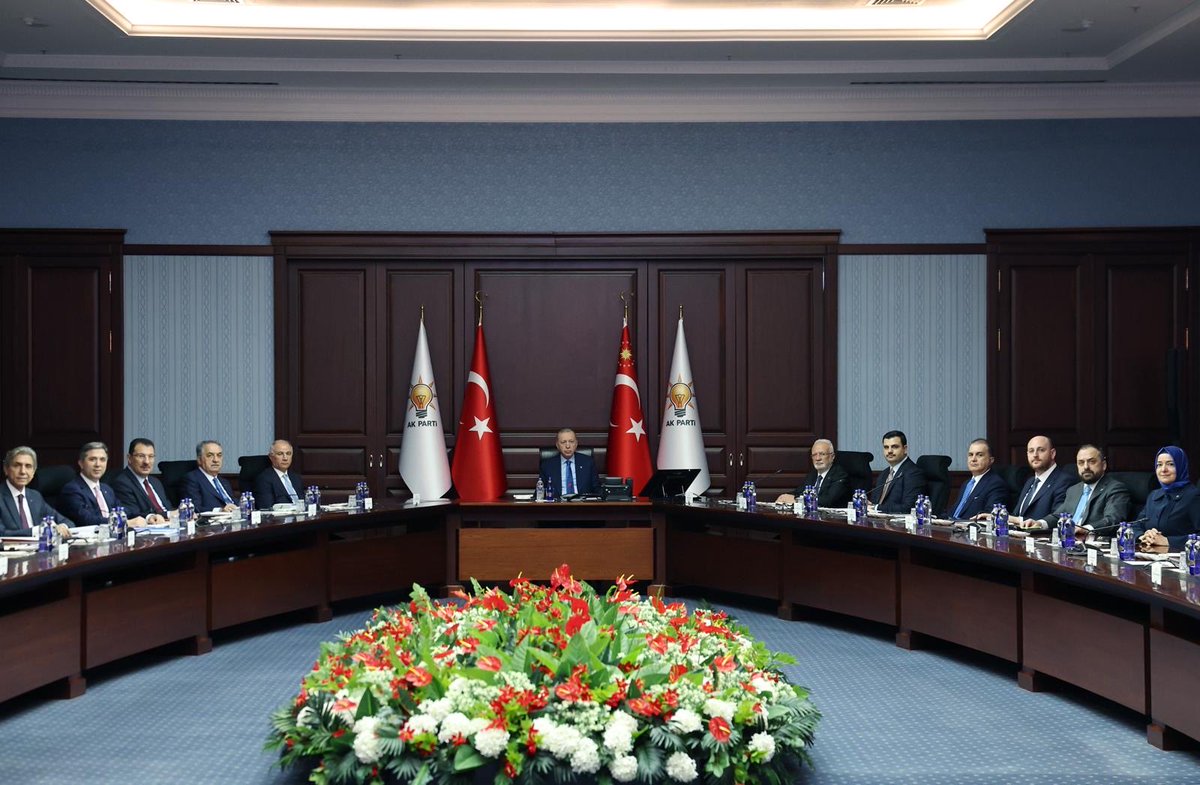 Mustafa Elitaş tweet media
