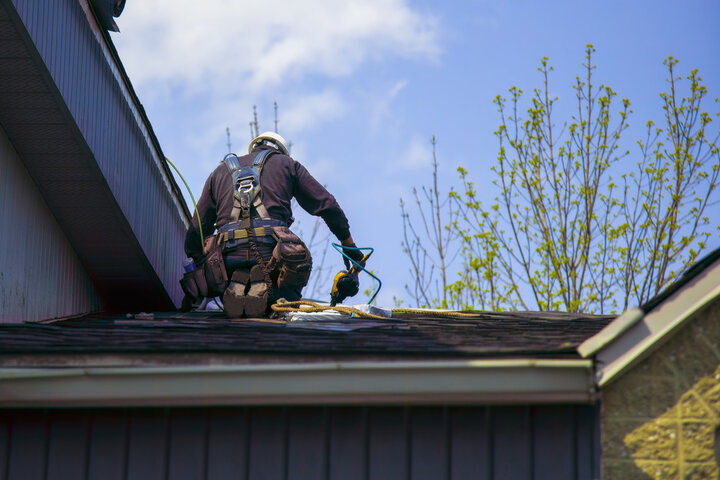 JTR_Roofing's tweet image. Winter can be tough on your roof. Spring is the ideal time for a professional inspection to catch small issues early and keep your home protected heading into the warmer months.

#spring #roofing #roofer #roofinspection