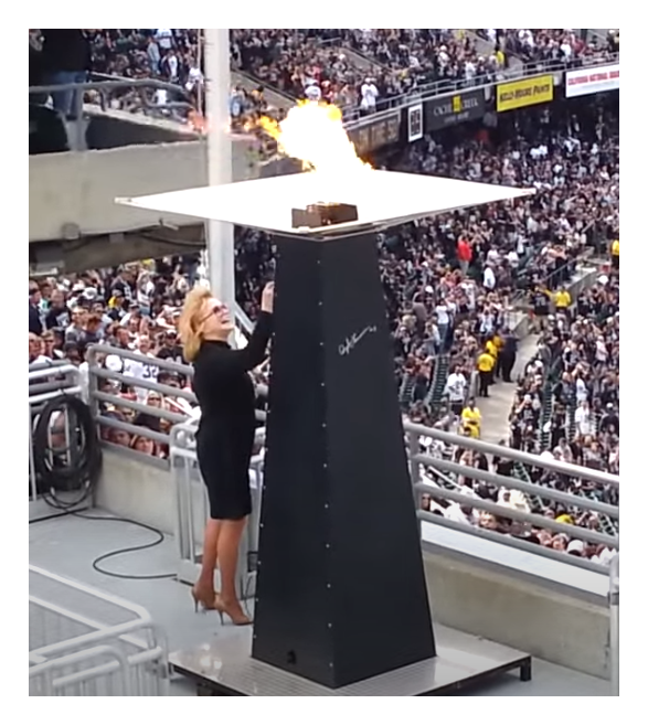 NFLMAVERICK's tweet image. Happy birthday to #RaiderNation  member Ann-Margret Olsson, April 28, 1941.   

A dear friend to AL DAVIS.