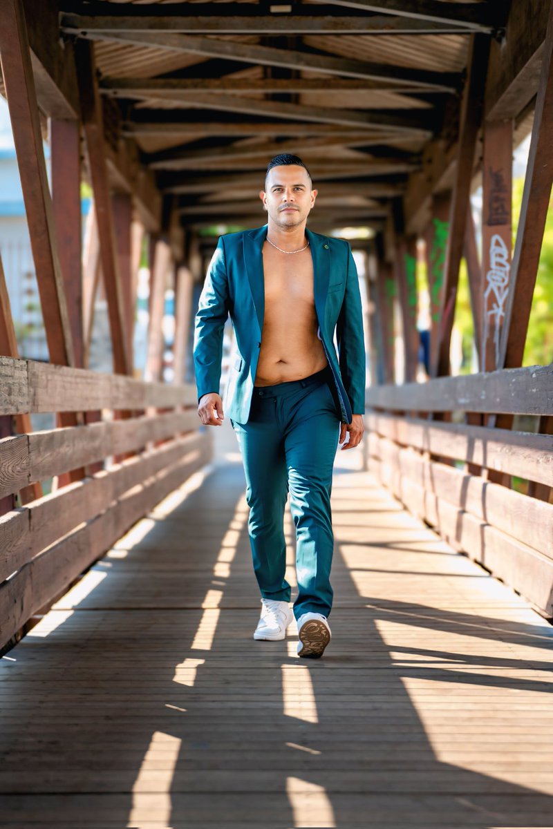 lumin8_magazine's tweet photo. Editorial Personality: @stephanenarcis_officiel
Photographer: @djeefprod_photographie
Stylist: @badats_
Organization: @mister_business_man_pageant
.
.
.
.
.
.
#lumin8lifestylemagazine #lumin8magazine #newcoveralert #aprilpersonality #lightupyourlifestyle https://t.co/z6jhuz62si