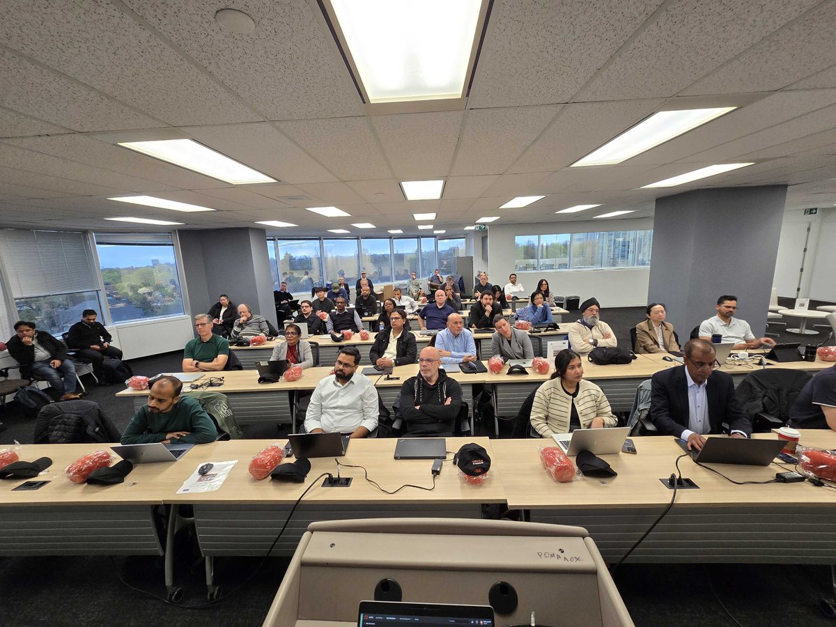 Oracle Developer & Technology User Group (ODTUG) tweet media