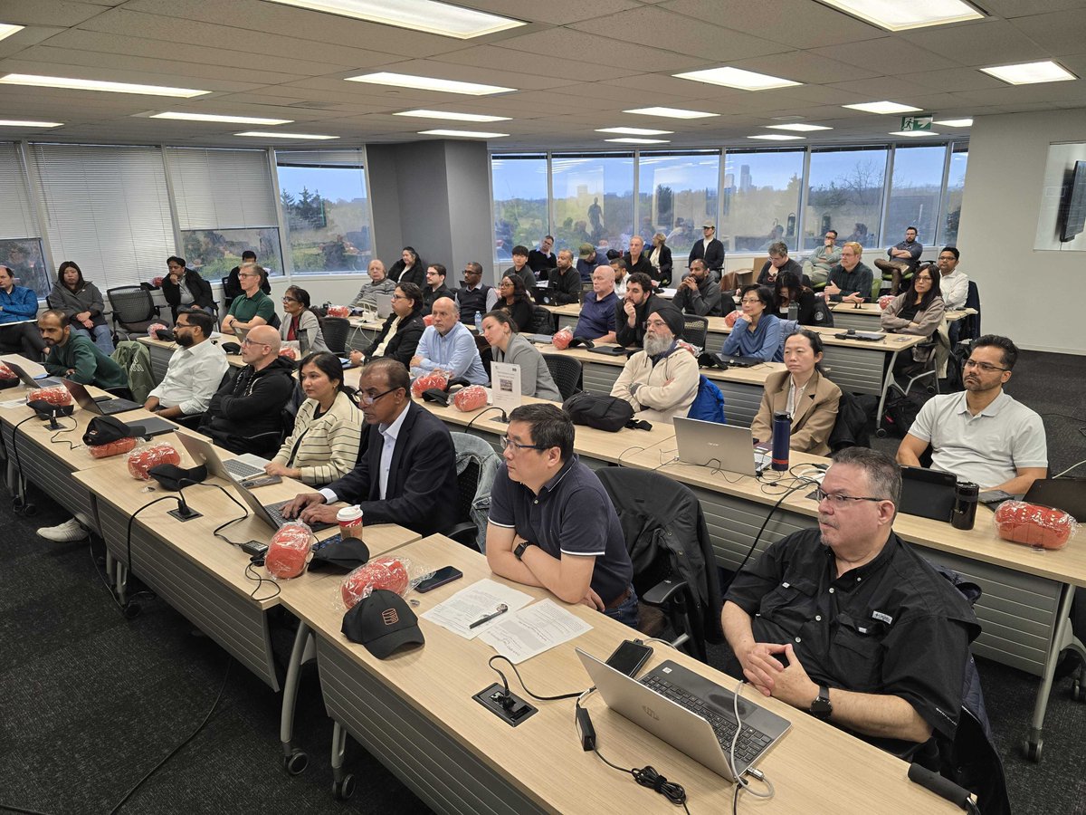 Oracle Developer & Technology User Group (ODTUG) tweet media