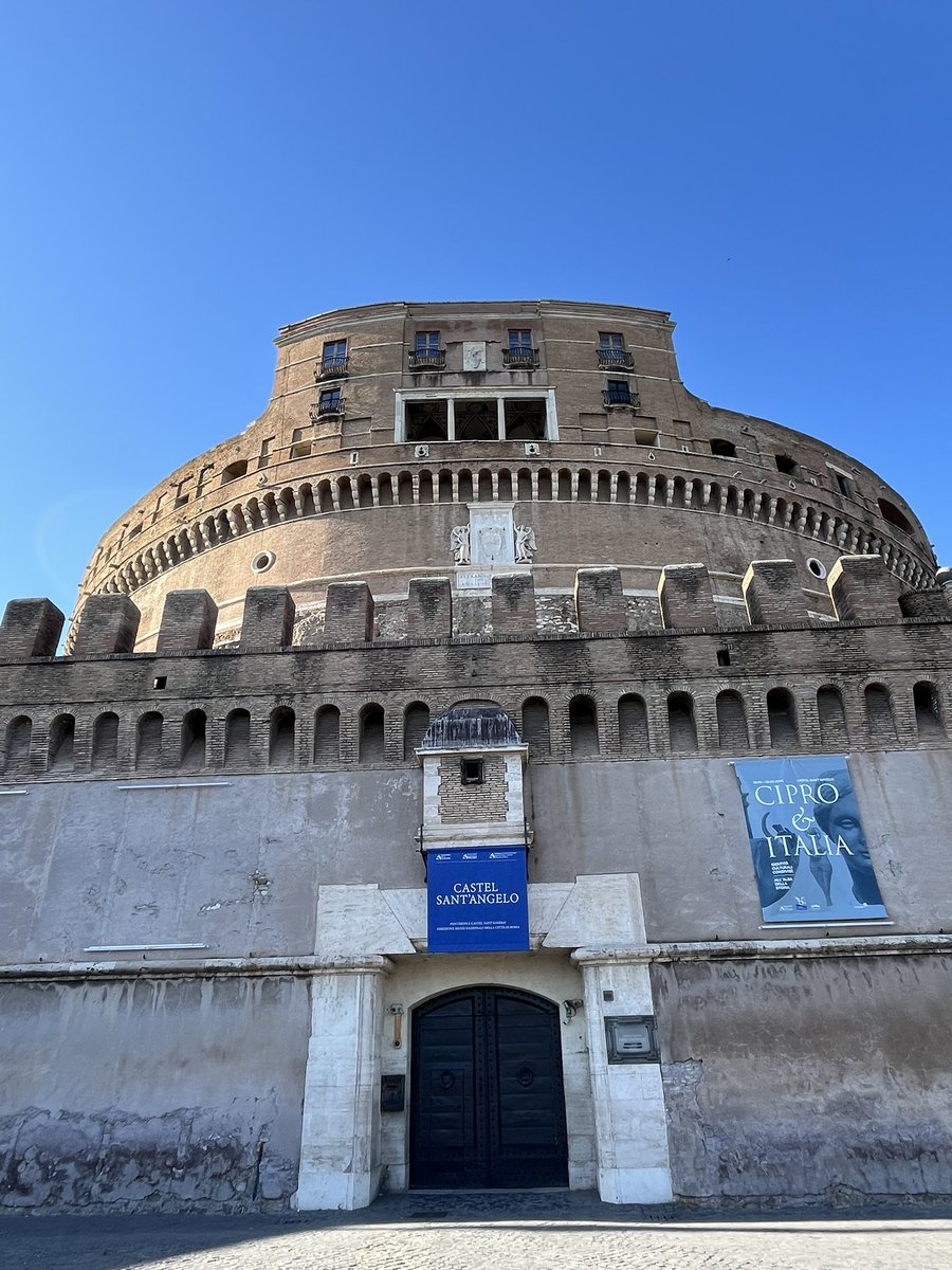 Eva 🌸 tweet media