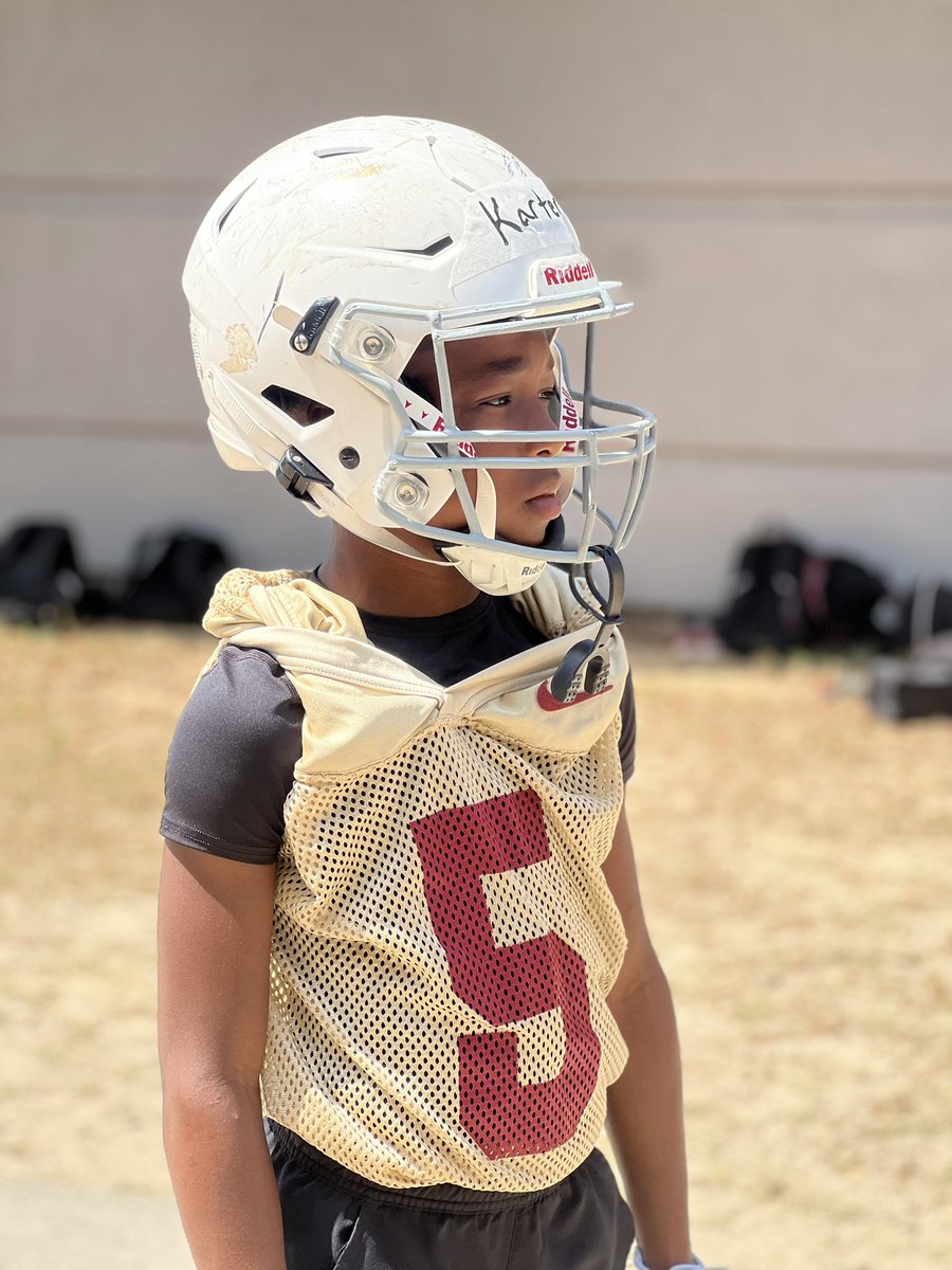 thereal_pacman3's tweet photo. Middle school spring football has officially started! Looking forward to the work🏈
@FloridaHighFB @FSUS_Athletics
#Athlete #Classof2033 #Nextup https://t.co/mUZYuhiF3C