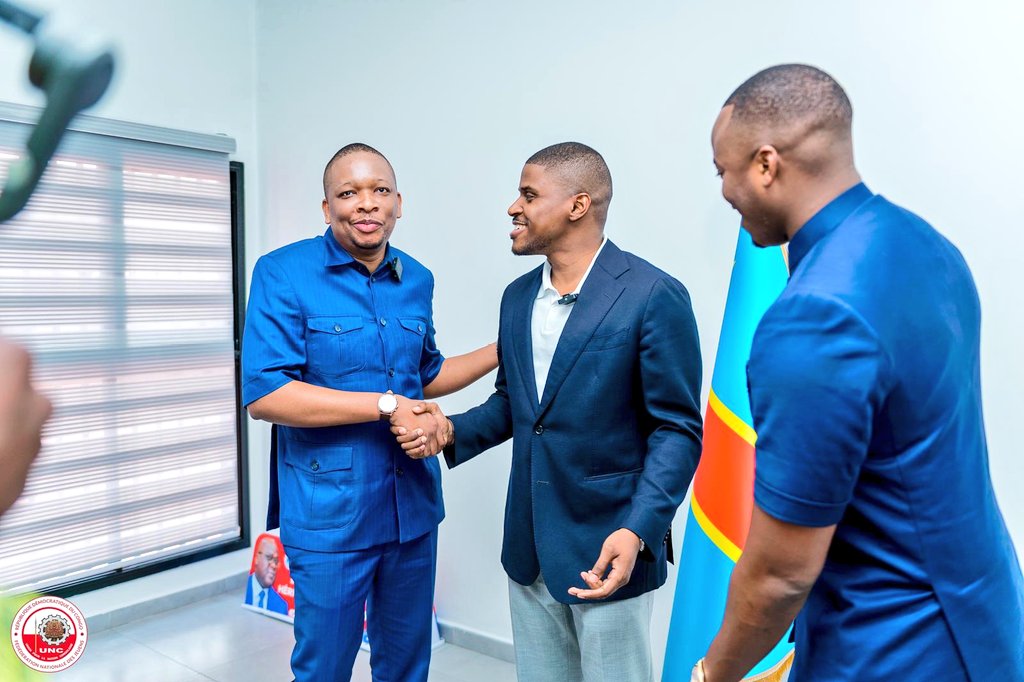 Jeunesse : #UNC&amp;UDPS 

EN MARCHE D'UNE TASK FORCE IMPLIQUANT LE GROUPE DE JEUNES PARLEMENTAIRES DE L'UNION SACRÉE. 
 
Sg <a href="/BillyKambale1/">Billy Kambale</a> 
Pdt <a href="/yvesnswal/">Yves Nswal</a> 
Hon. Van #BIMWALA 
Rap <a href="/didier_kamerhe/">Didier Kamerhe</a>