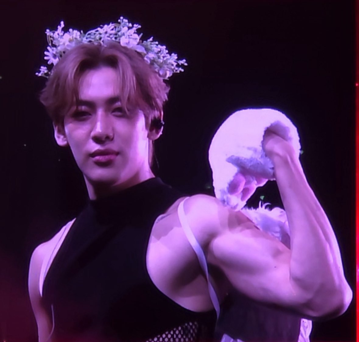 -T̶H̶A̶T̶ ̶W̶A̶Y̶- ∋∈◑.◑// 𓊆11.11𓊇 tweet media