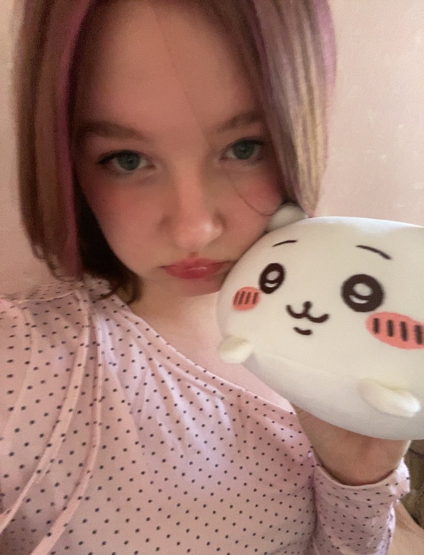 paulina ⊹ ࣪ ˖ luat era !! tweet media