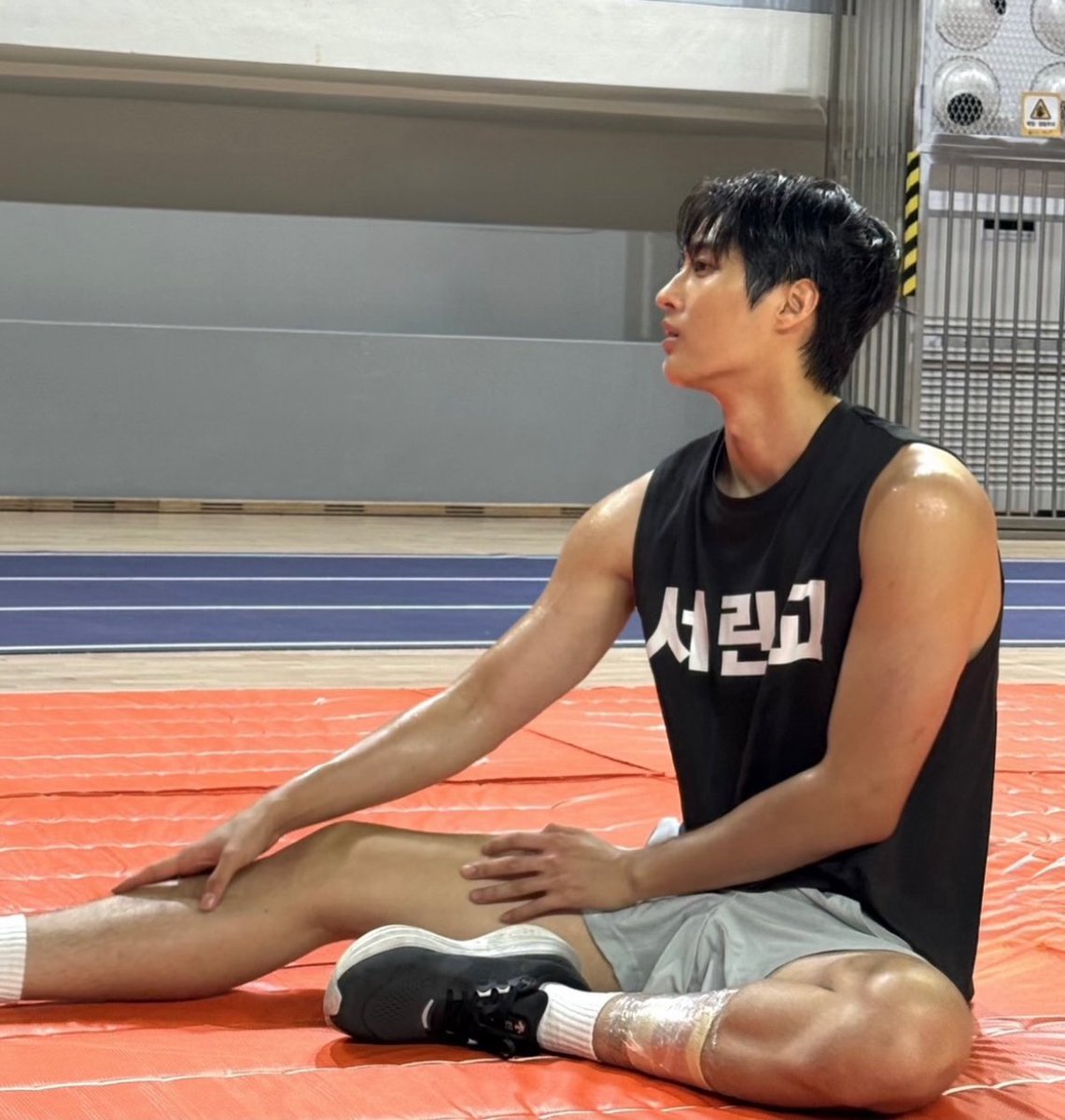 𝐹𝒶𝓇𝒶𝒽 ♡ tweet media