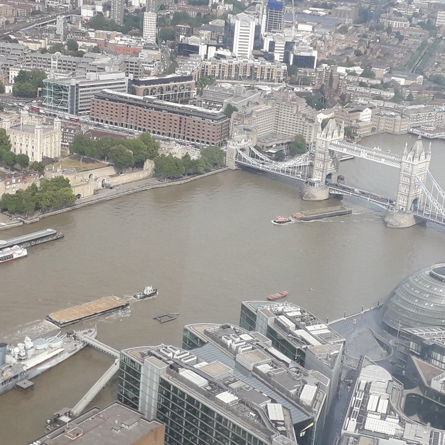 bosunatiklama's tweet image. Bir X kullancısı, listenin 1. sırasındaki Londra ile 20. sıradaki İstanbul'u karşılaştırdı.
