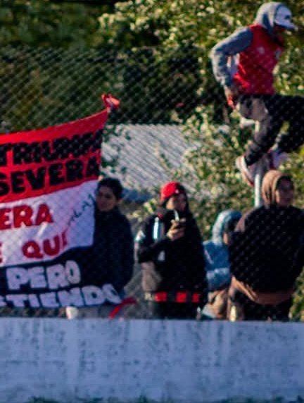 FlorMiranda18_'s tweet photo. Siempre acá 🤣🇾🇪 https://t.co/404lKzO5TT