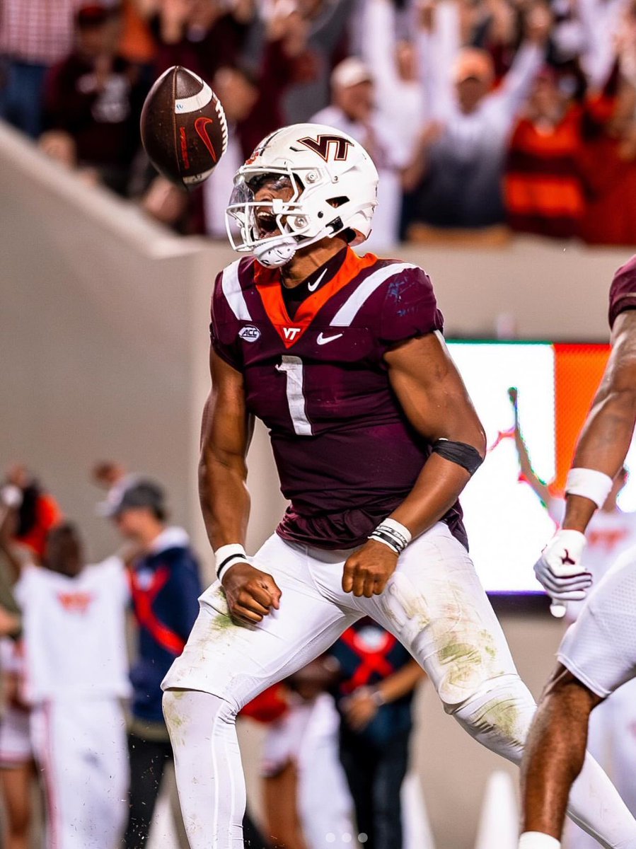 Calvin_Landy87's tweet image. #AGTG Blessed and Humbled to receive an offer from Virginia Tech University!! #GoHokies🦃#ThisIsHome 

@coachjfranklin @CoachMooreVT @coach_norv  @BGrubbs66 @RonnieJankovich @CFravel247 @FriedmanAdamm @ChadSimmons_ @Rebels247 @RecruitGeorgia @JeremyO_Johnson @hopo125 @AHSFootball