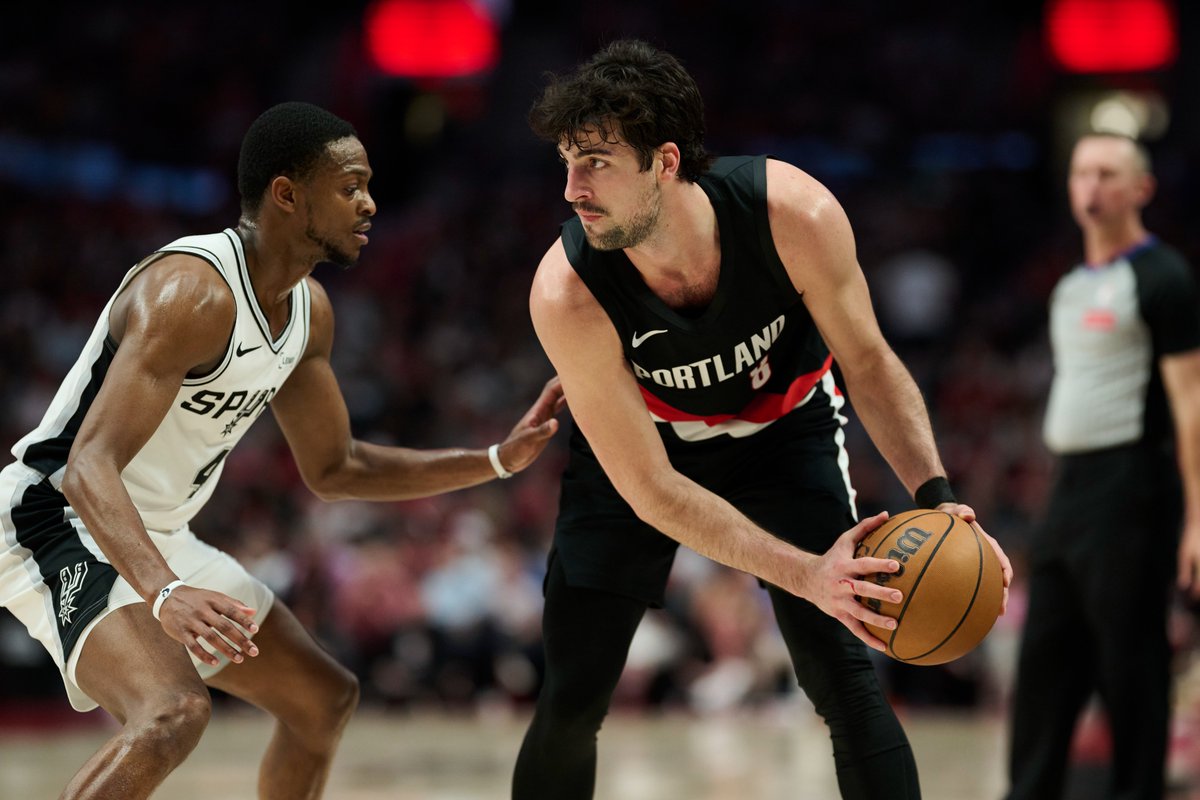 Blazers Lead tweet media