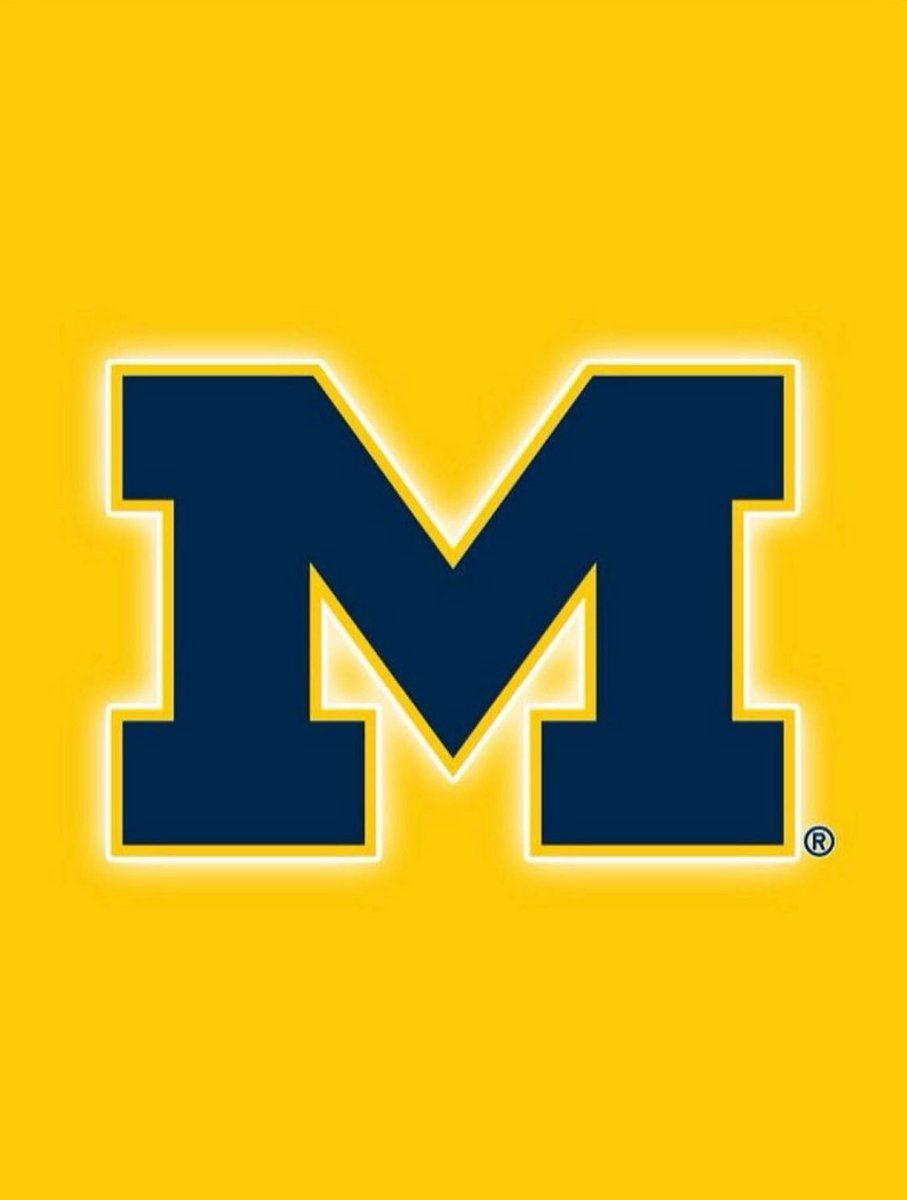 8Djalexander's tweet image. Blessed and honored to say I have received an offer from Michigan!!!!!! #GoBlue #BlueBlood #MichiganFootball @CoachPowell99 @IMGAFootball @parkscochrane @coachtmcentire @ColtBoyz14u