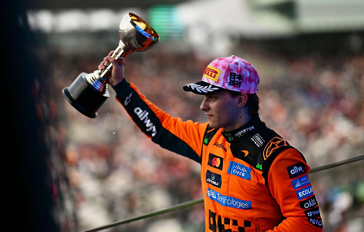 𖦹°‧➶ 🌸 tweet media