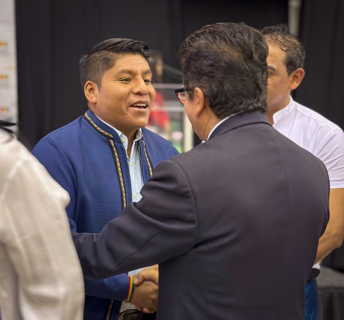Leonardo Loza tweet media