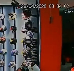 SUCO DE FRUTA 🇱🇺 tweet media