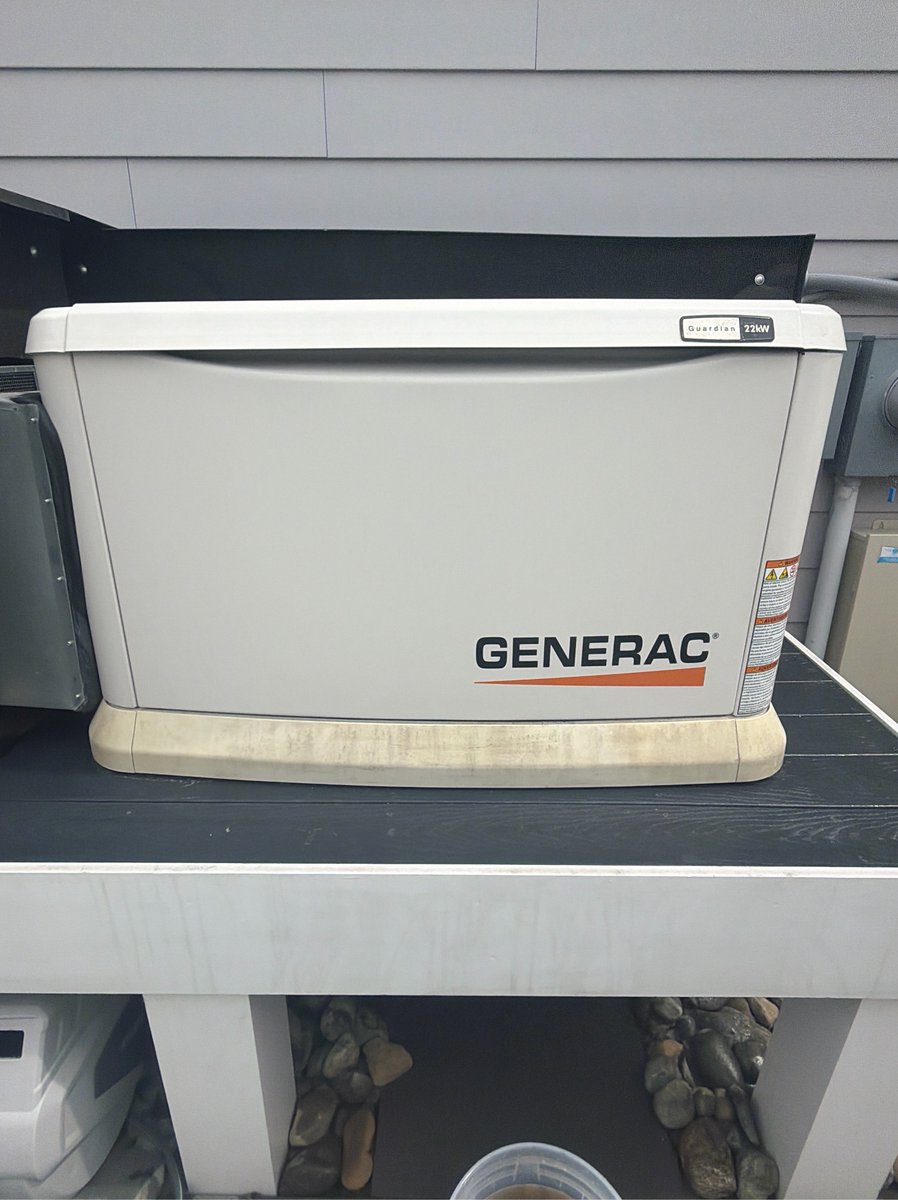 TowerBridge2014's tweet image. We addressed a customer's request for generator service today. Replaced oil, oil filter, spark plugs, air filter, battery and performed a thorough cleaning. #GeneratorService #CustomerSatisfaction