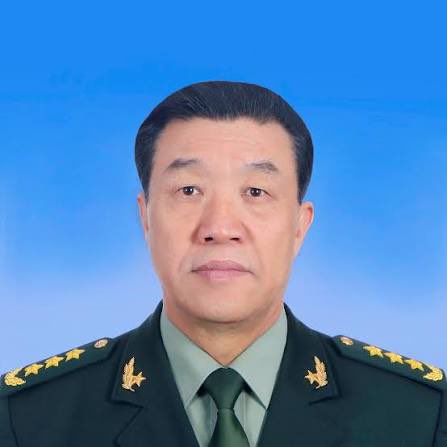 jenniferzeng97's tweet photo. 🚨Breaking: Two more PLA generals have disappeared!

They are: former Southern Theater Command Commander Yuan Yubo (袁誉柏) and Political Commissar Wang Jianwu(王建武). These two were absent from yesterday’s 22nd plenary session of the CCP's National People’s Congress Standing Committee.

They still attended the Standing Committee meeting on February 25, but since then they have missed four consecutive sessions. 

According to past patterns, they must have run into serious trouble — it just hasn’t been officially announced yet.

🚨The current NPC Standing Committee has already shrunk from the original 175 members to 162 this year. Yesterday’s meeting only had 151 attendees present, another 11 short. 

The military members of the Standing Committee originally numbered 14, but now only Fan Xiaojun (范骁骏, the sole full general, former Political Commissar of the Northern Theater Command) and three lieutenant generals — Luo Yuan (骆源, former Deputy Secretary of the CMC Discipline Inspection Commission), Fang Xiang (方向, former Political Commissar of the PLA Academy of Military Science), and Wu Jieming (吴杰明, former Political Commissar of the National Defense University) — remain. That’s just four people left.

Xi Jinping has recently picked up two new nicknames: “General Slayer (上将斩) ” and “Great Decapitator (伟大剁首) . ” 

“Decapitator” (剁首,  duǒshǒu) sounds identical to “Helmsman” (舵手, duòshǒu). During the Cultural Revolution, Mao Zedong was called the “Great Helmsman.” Netizens spotted the pun and started calling Xi the “Great Decapitator.”

Indeed, the number of PLA generals he has eliminated far exceeds the number of generals the Kuomintang wiped out during the Chinese Civil War.