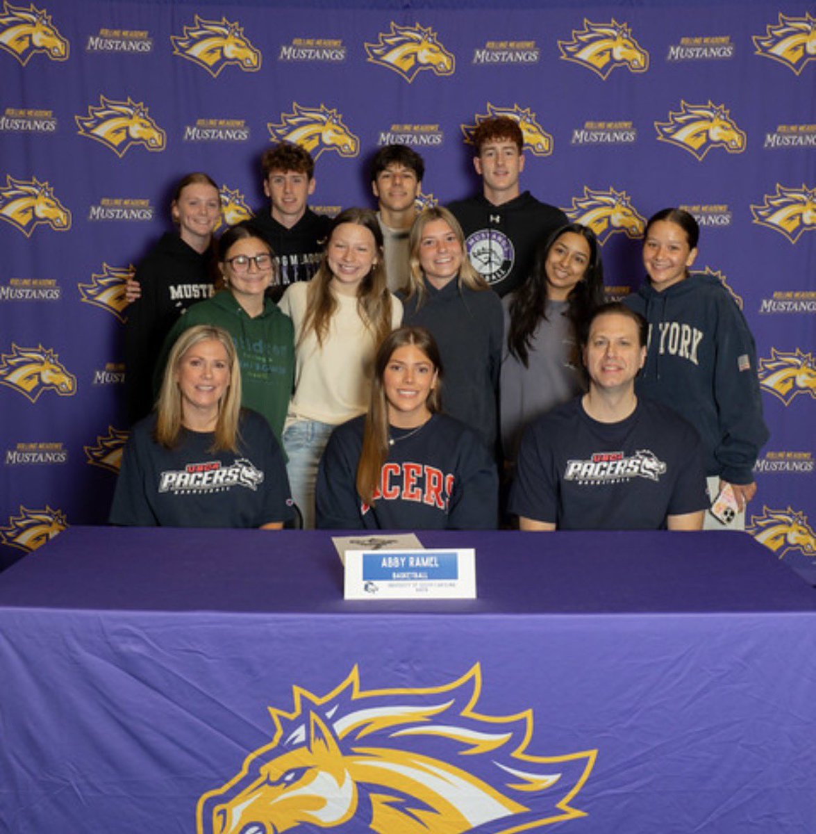 Rolling Meadows Girls Basketball tweet media