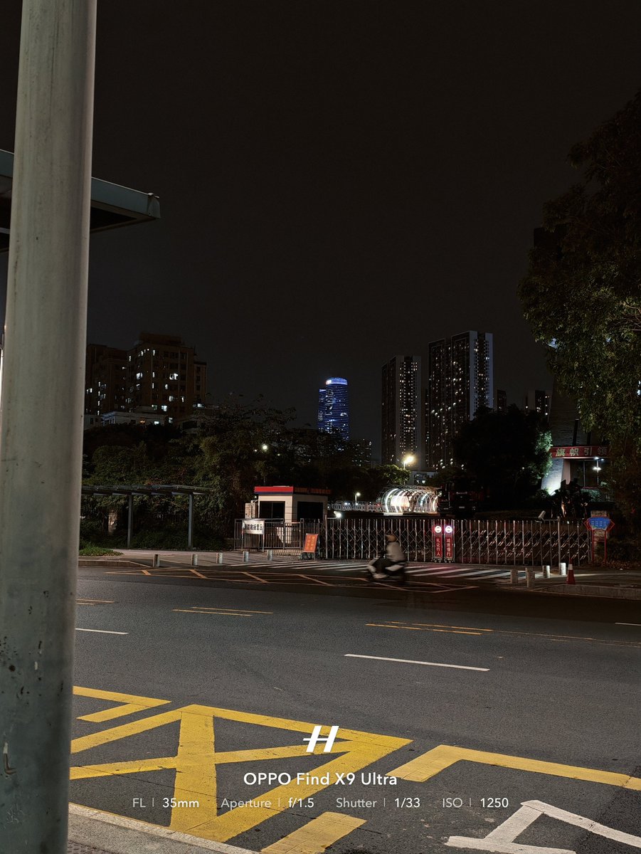 Frankforphones's tweet image. Oppo Find X9 Ultra 20x night 💯

This thing is a monster at high zooms!

Who is impressed?

#oppofindx9ultra @oppo @OPPOIndia @OPPOJapan
#streetphotography #shotonsnapdragon