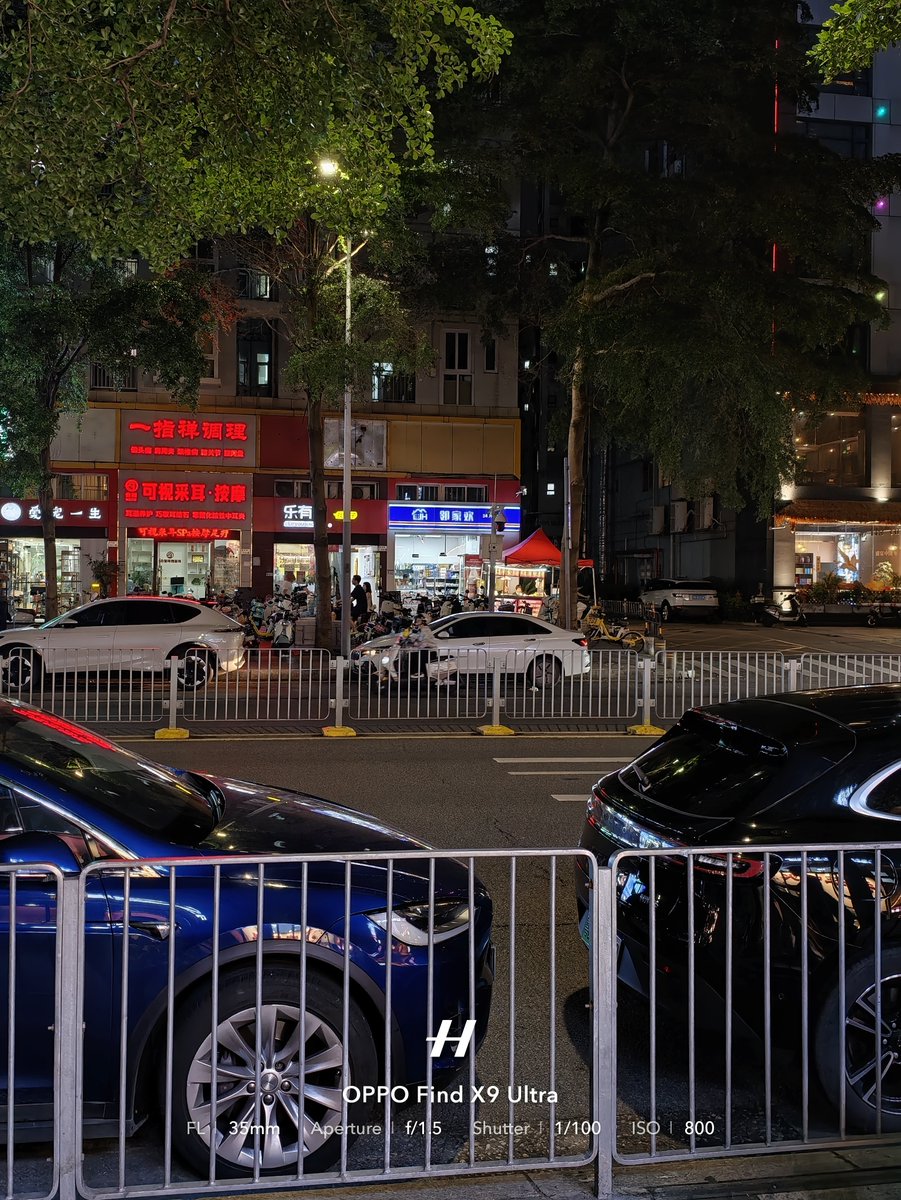 Frankforphones's tweet image. Oppo Find X9 Ultra 20x night 💯

This thing is a monster at high zooms!

Who is impressed?

#oppofindx9ultra @oppo @OPPOIndia @OPPOJapan
#streetphotography #shotonsnapdragon
