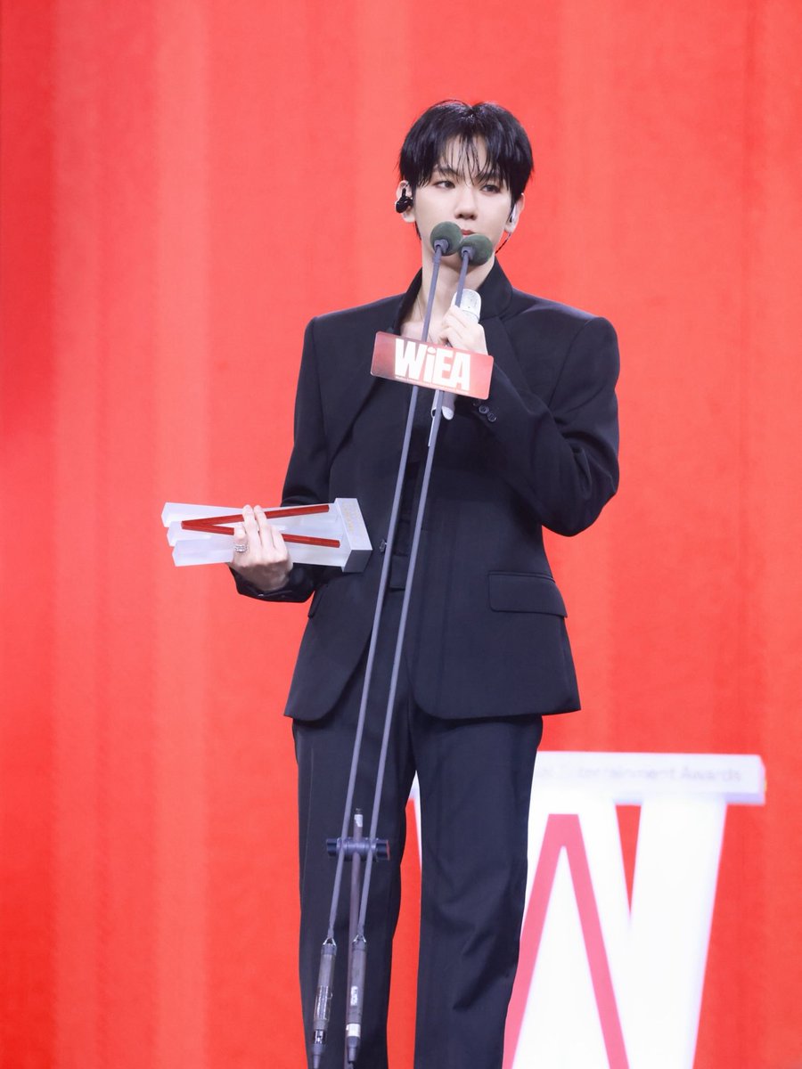 Baekhyun Base tweet media