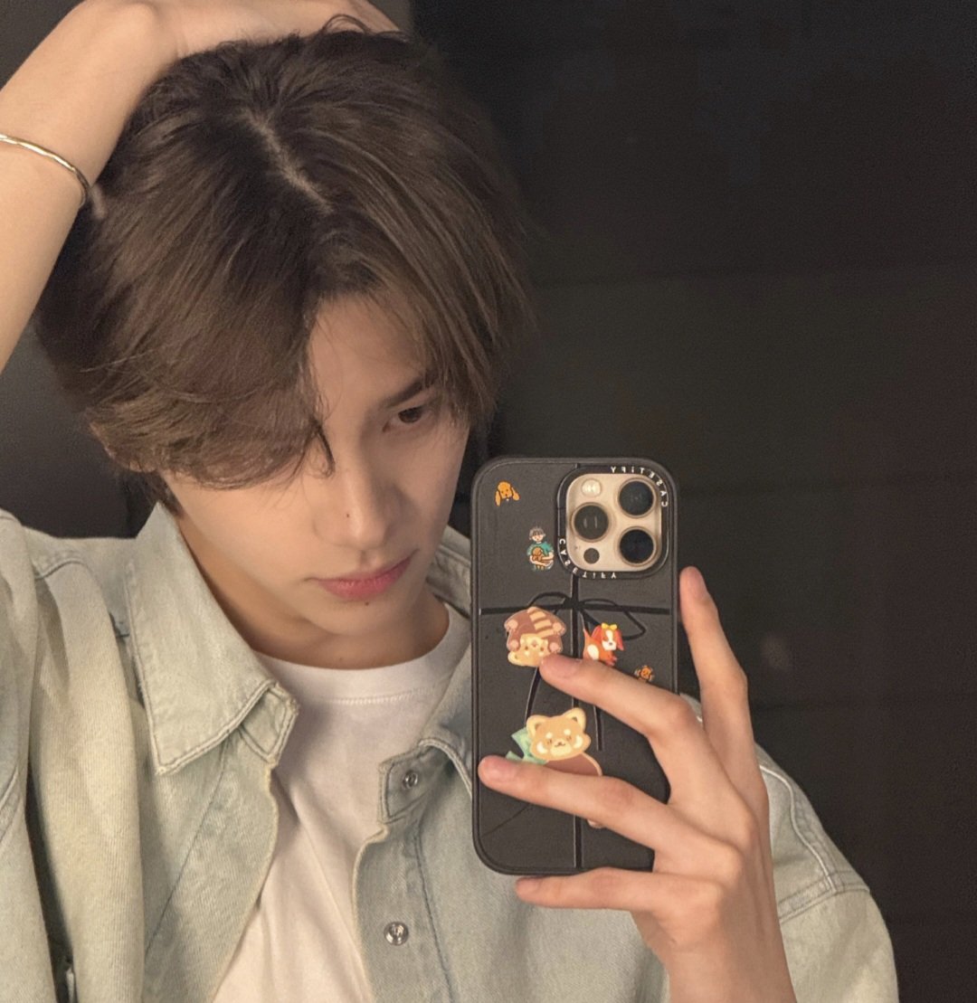 syasya ᥫ᭡ tweet media