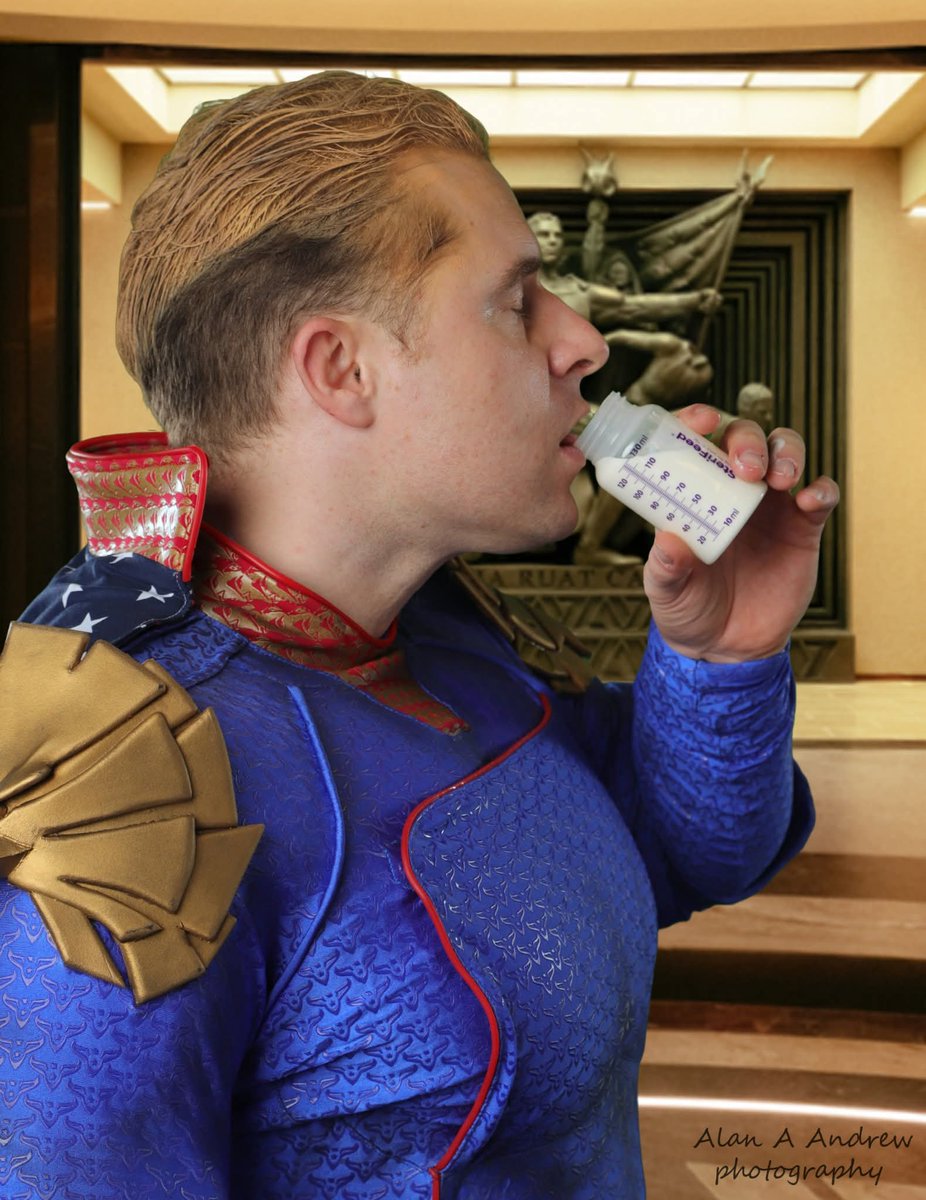 ChrisMason316's tweet image. "You never told me that this ones nickname is.... Mother's Milk" 😋🍼

Ph: Alan A Andrew Photography

#cosplay #Photoshoot #theboys #amazon #homelander