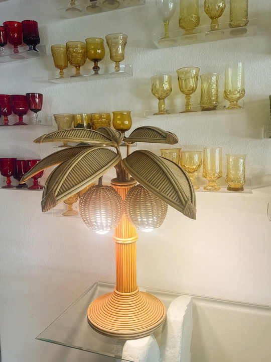 Daniel_BaoMinh's tweet image. Natural rattan mini palmtre for table decoration, handmade by artisans from Vietnam.

DM for more details!

WhatsApp: +84936 772 770

#rattan #wholesale #cheap #hottrend #homedecor