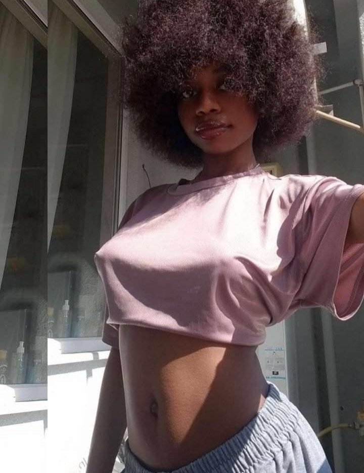 jamaldeen49277's tweet image. Evening don land 
Make we no dey form, who dey feel this night like me? Drop your mood for comment 
#NaijaNights #EveningVibes