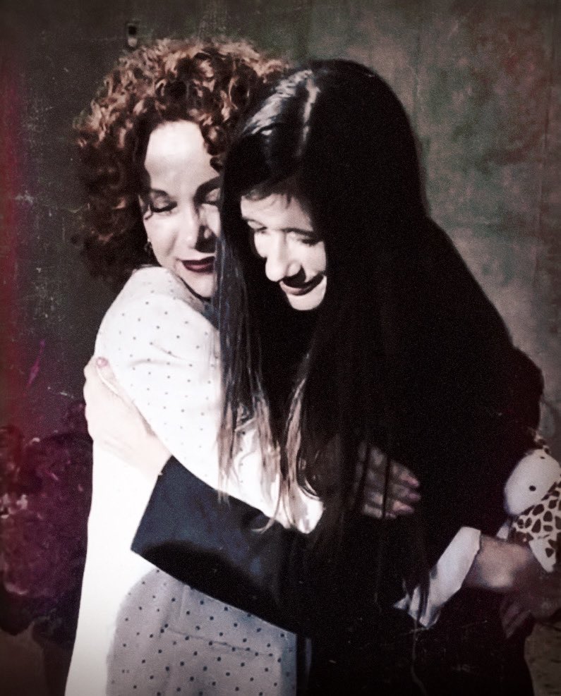 BriciolaBaby's tweet photo. Che potenza la felicità: quella che nasce nel condividere momenti di vita speciali e nel gioire insieme, guidati dalla forza e dalla naturalezza delle emozioni che vengono dal nostro cuore ♥️

#beatriceluzzi #briciole https://t.co/W5SBf6beb2