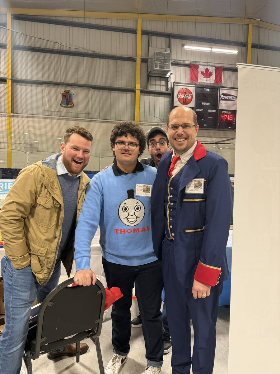 TheBuriedTruck tweet media