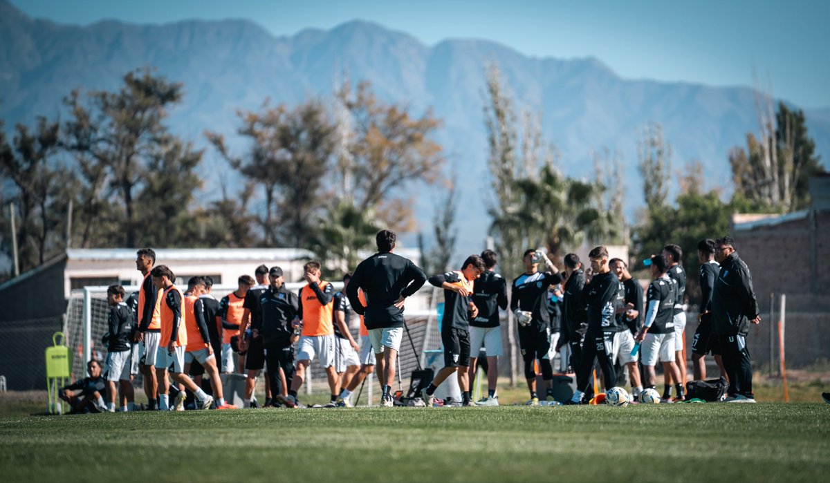 Gimnasia y Esgrima Mza tweet media
