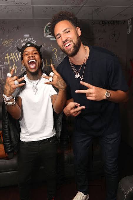 Waleluxx's tweet photo. @MyronGainesX I knew this was the video Myron will post next lol 😂 

I’m glad, the bro did this for Tory. https://t.co/boercRJWOP