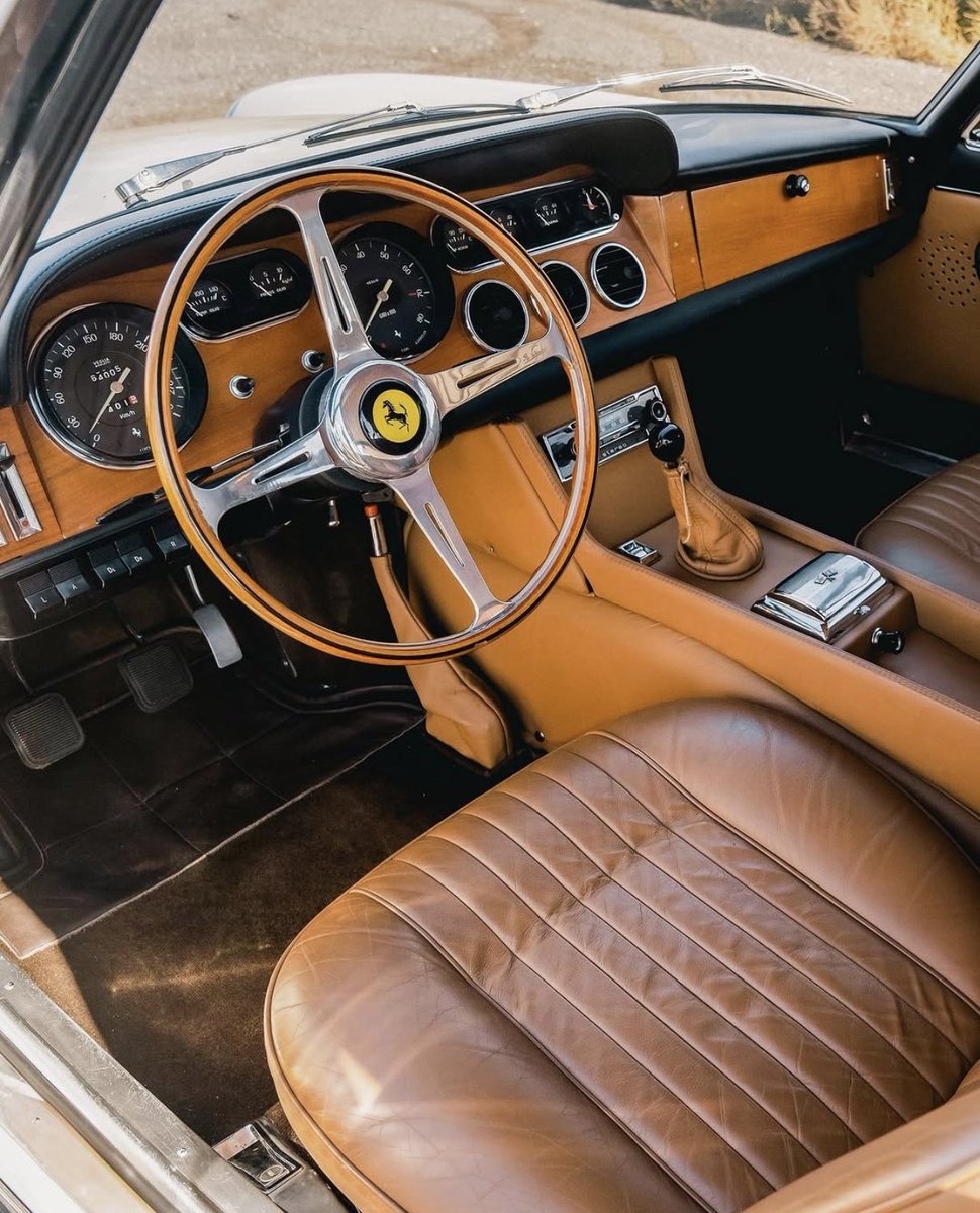 Belli_Ferrari's tweet image. 330 GT 2+2

📸 Animoyagarage (Instagram)

#Ferrari