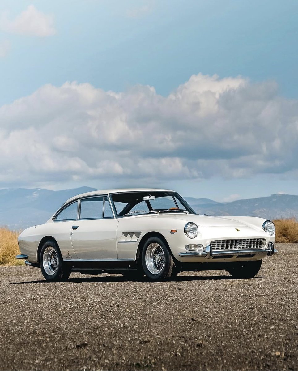 Belli_Ferrari's tweet image. 330 GT 2+2

📸 Animoyagarage (Instagram)

#Ferrari