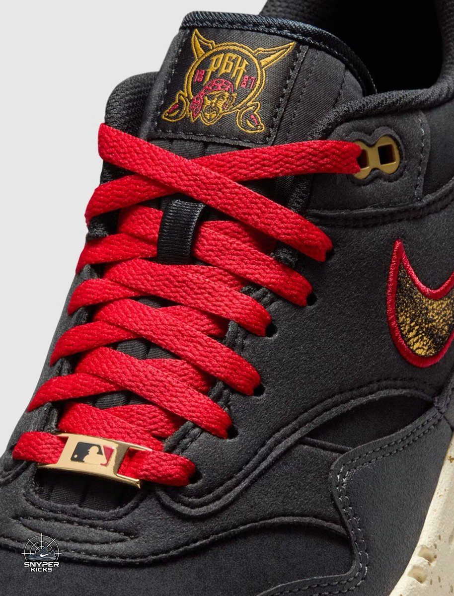 SnyperKicks's tweet image. MLB x Nike Air Max 1 City Connect "Pittsburgh Pirates"
Colorway: Black/Gym Red/Coconut Milk
Style Number: 
Release Date: April 27, 2026
Price: $150
#AirMax #PittsburghPirates #nike #city