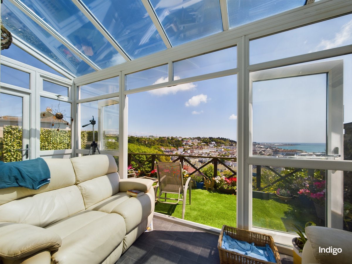 indigoestates's tweet image. FOR SALE | ST HELIER

Asking £1,150,000

cstu.io/44dae7

Please contact sales@indigo.je
or call 01534 639955

#indigoestates #jerseyci #forsaleinjersey #channelislands