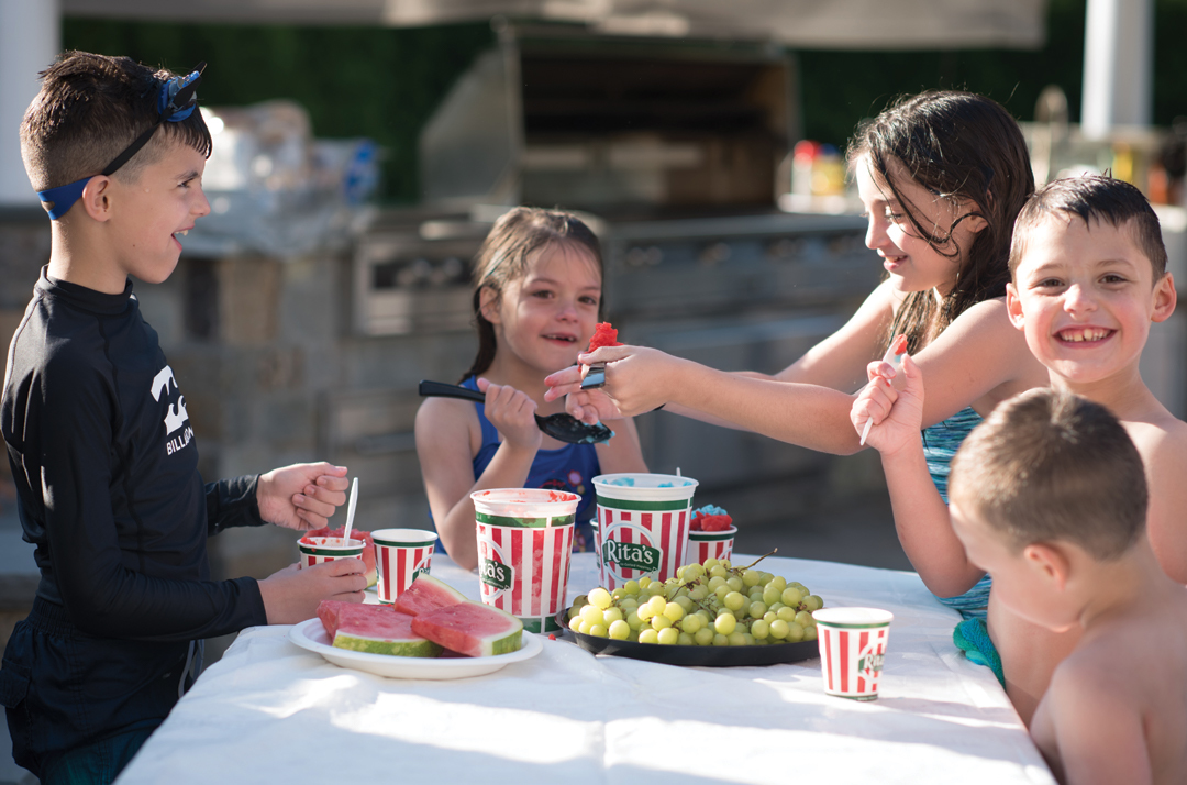 Ritasburtvl's tweet image. Hosting Memorial Day? 🎉 We've got catering covered! Call today to book your event and enjoy the celebration without the stress. 🍧 #MemorialDay #Catering