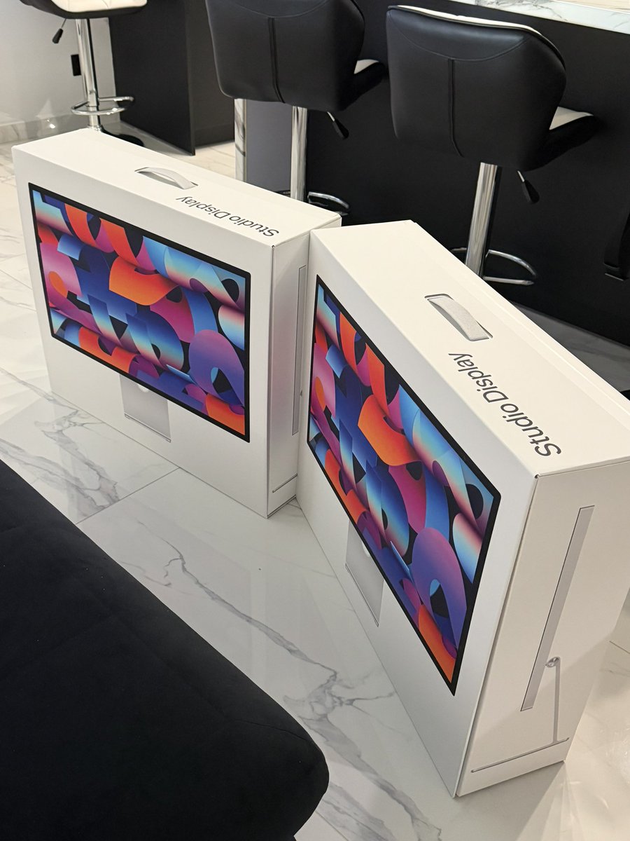 gianniskenzi's tweet photo. Just got x2 Apple Pro Displays

Lock in season? https://t.co/j6DJuwq0g4