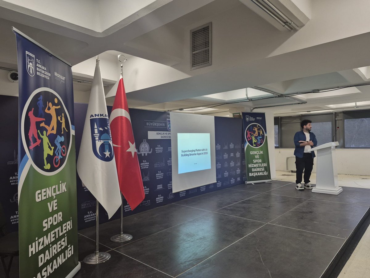 flutterankara's tweet photo. 18 Nisan Cumartesi günü Maya Genç Düşünce Platformu ile düzenlediğimiz Flutter x Al Connect etkinliğimizde Onur Yeşil “Supercharging Flutter with AI: Building Smarter Apps in 2026” sunumu ile bizlerleydi 💙

Etkinliklerimizden haberdar olabilmek için 👉🏻 https://t.co/bJOzQ0qBdF https://t.co/DTpp3BToDz