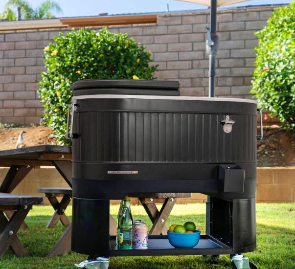 TailgaterMag's tweet image. Would this look good in your backyard - amzn.to/42239EX

#Backyard #outdoorliving #patio #cooler #home